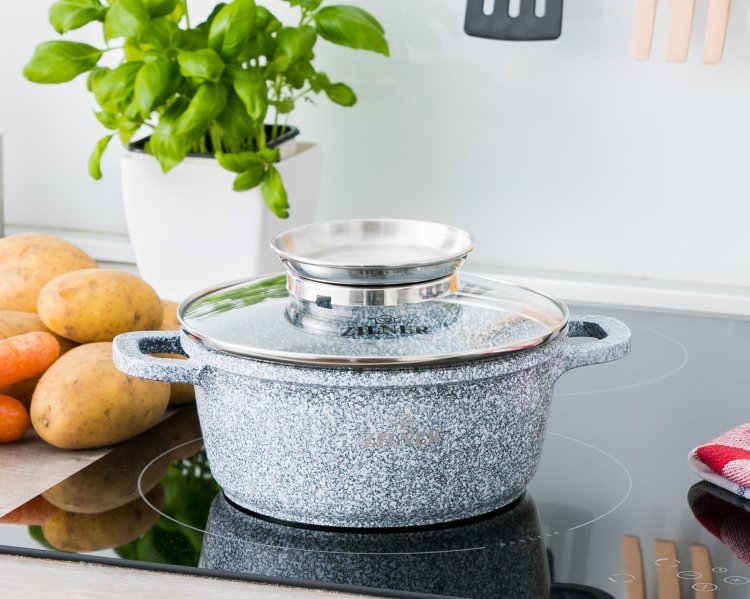 73. L-7076 - garnek 3.1-Edit.jpg